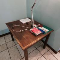 tavolo in legno quadrato 