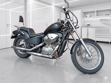 Honda VT 600 Shadow del 2002 NESSUN LAVORO DA FARE