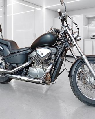 Honda VT 600 Shadow del 2002 NESSUN LAVORO DA FARE