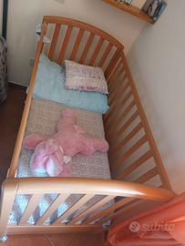 Lettino e materasso da bambino