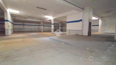 MAGAZZINO A PALERMO