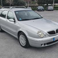Lancia Lybra 1.9 JTD SW Emblema 116 CV 