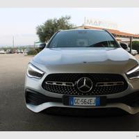 MERCEDES-BENZ GLA 200 d Automatic AMG PREMIUM