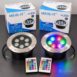 2 faretti LED RGB 6W con 2 telecomandi