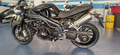 Triumph Speed triple 1050