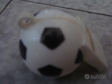 Fischietto a forma di Pallone da Calcio con gancio