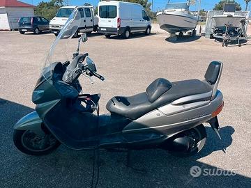 Suzuki Burgman 250