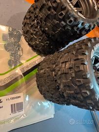 GOMME Monster Truck 1/10 LOUISE