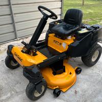 Trattorino taglio erba