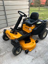 Trattorino taglio erba