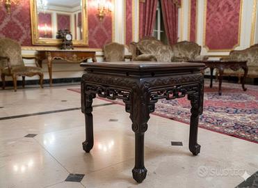 Tavolino in palissandro cinese intagliato XIX seco