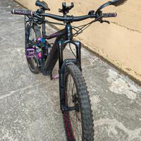 Mountain-bike Giant e-trance 