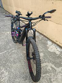 Mountain-bike Giant e-trance 
