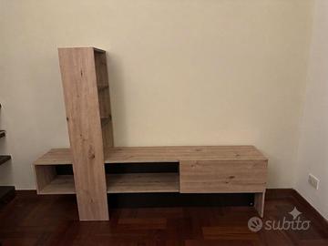 Parete attrezzata come nuova