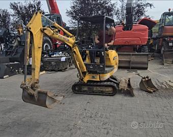 Miniescavatore 16ql Komatsu PC15R-8+3 benne Carro