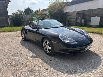 Porsche boxter 2700