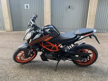 KTM 125 Duke - 2021