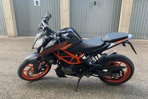 KTM 125 Duke - 2021