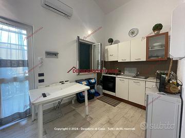 Casa, Campofelice di Roccella.