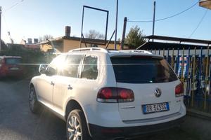 VOLKSWAGEN Touareg - 2008