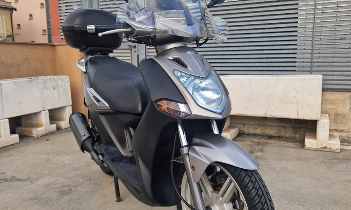 Kymco Agility 125 R16 anno 2012
