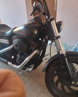 harley-davidson dyna street bob 
