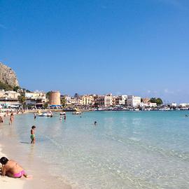 Mondello appartamento vicino mare