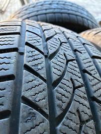 195 / 65 R15 gomme + cerchi