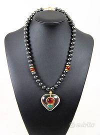 Collana in ematite.