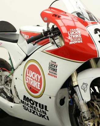 Suzuki RGV 250 GAMMA TYGA