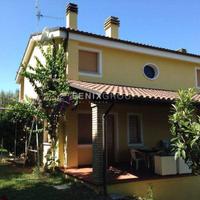 SOLUZIONE INDIPENDENTE IN VIA FRATTE GANDI, 1 COLO