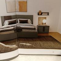 Camera da letto ancora imballata 