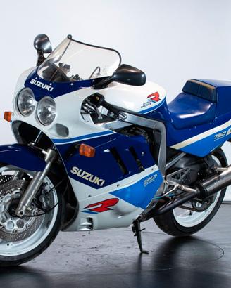 Suzuki GSX-R 750