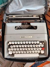macchina da scrivere  Olivetti 