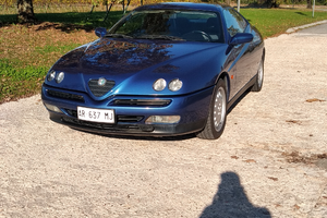 Alfa Romeo gtv 916 2.0 ts prima serie