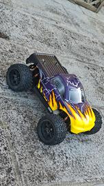 RC black bull monster 1/10  brushless + modifiche 