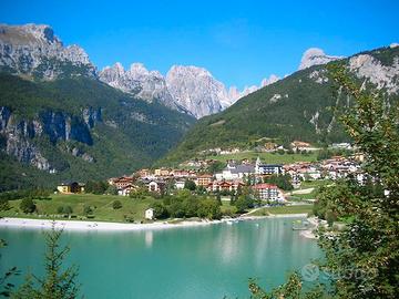 Molveno il lago sull' altipiano della Paganella