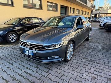 VOLKSWAGEN Passat 2.0 BiTDI 4MOTION DSG Highline B