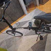 Nilox acciaio pieghevole nuova mai usata TRATTABII