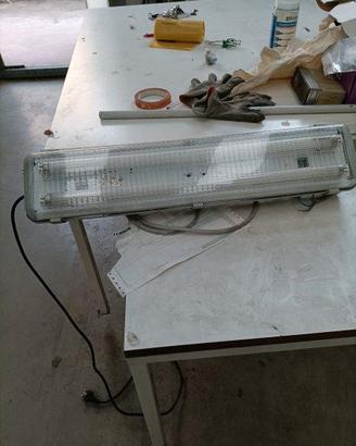 Plafoniere 2 neon 220v. 18w.