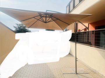 Ombrellone da terrazzo/giardino