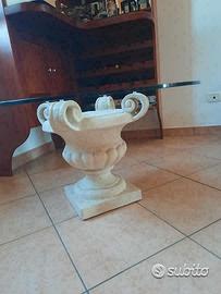 TAVOLO IN PIETRA CON PIANO IN VETRO