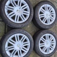 cerchi 16 Renault Clio con gomme estive 