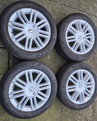 cerchi 16 Renault Clio con gomme estive 