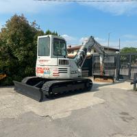 E233 - Escavatore 80 q Takeuchi TB80 girosagoma