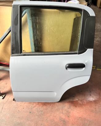 Porta posteriore sinistra Fiat Panda 3 serie senza