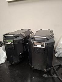 Borse laterali e scarico Arrow Yamaha Tenere 700