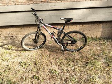 Mountain Bike FRW modello FXC pro