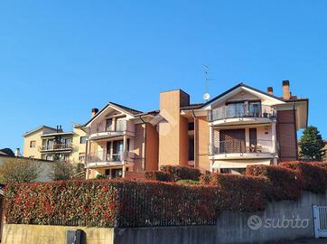 2 LOCALI A BESANA IN BRIANZA