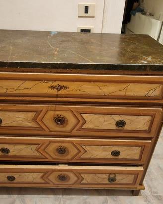 Cassettone in legno